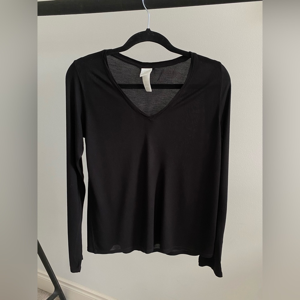 H&M Super Soft V-Neck Long Sleeve Shirt